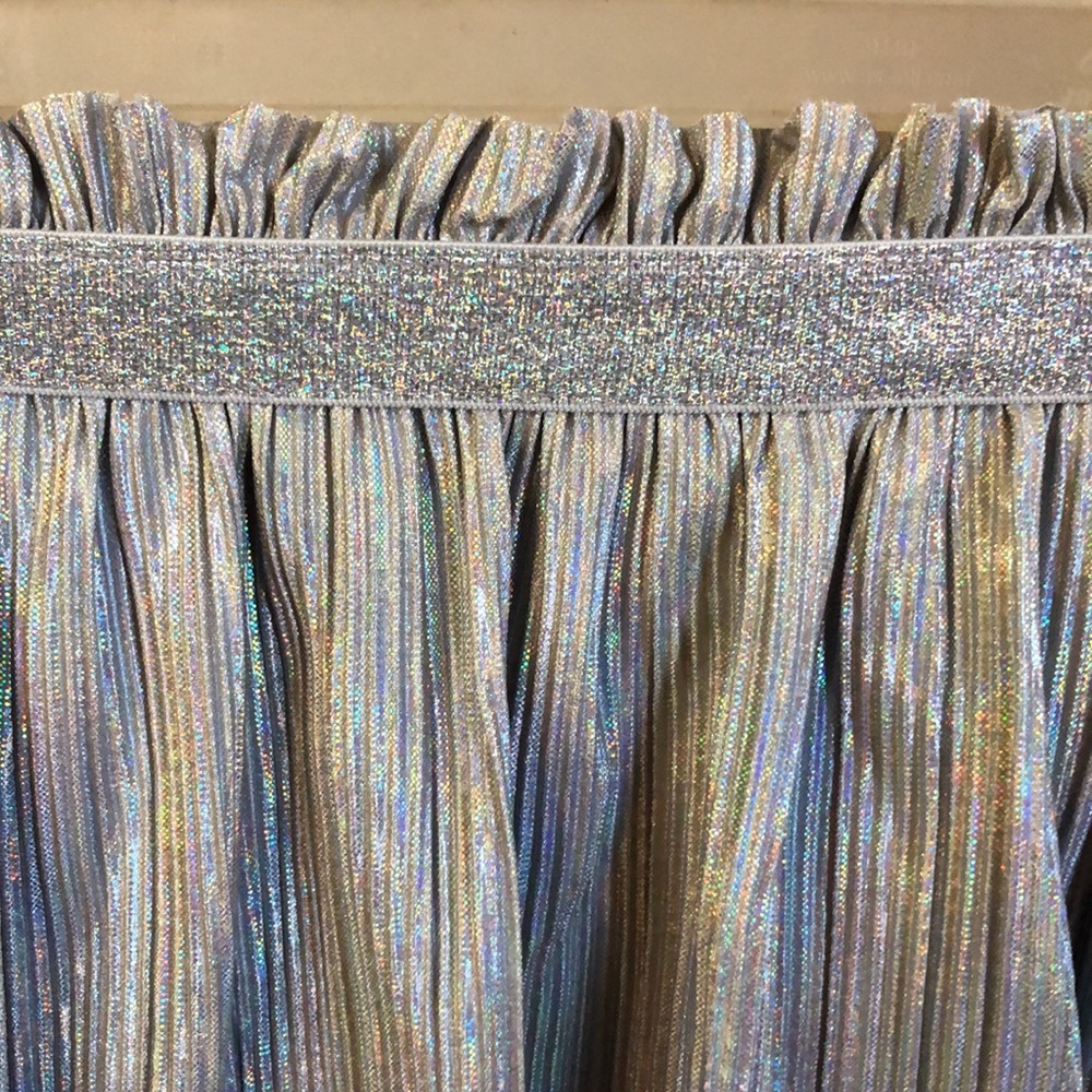 Metallic silver shimmer skirt - Picture 3 of 6